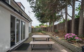 Flexistay Aparthotel Sutton